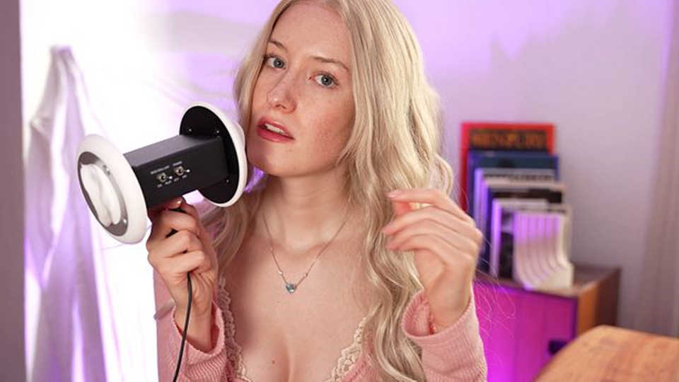ASMR 女孩给你做一次非常特别的按摩